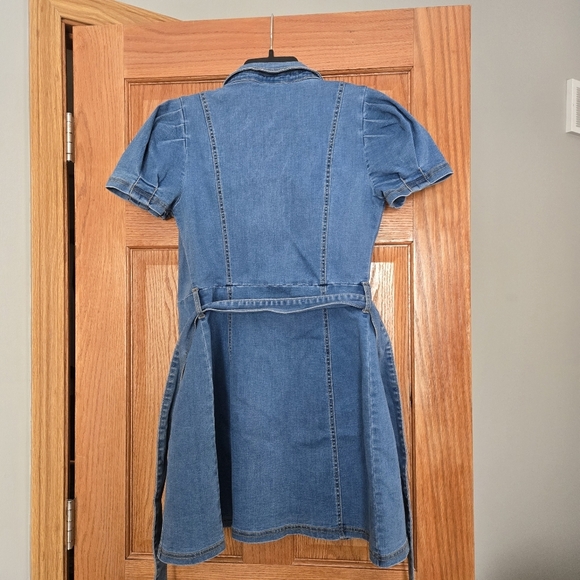 Denim Mini Dress with Puff Sleeves Zip Down With Belt by Fate - Small - Picture 3 of 9
